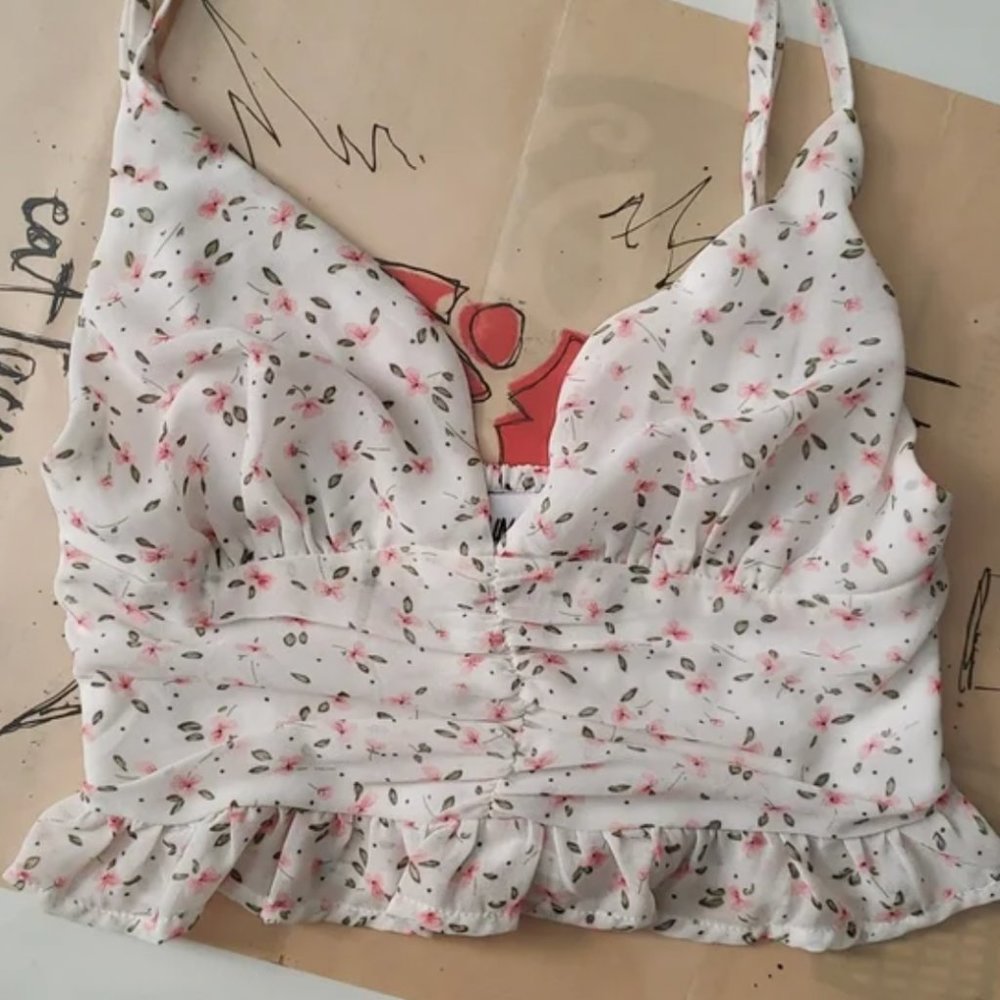 Princess Polly Floral Tank Crop Top Size 2